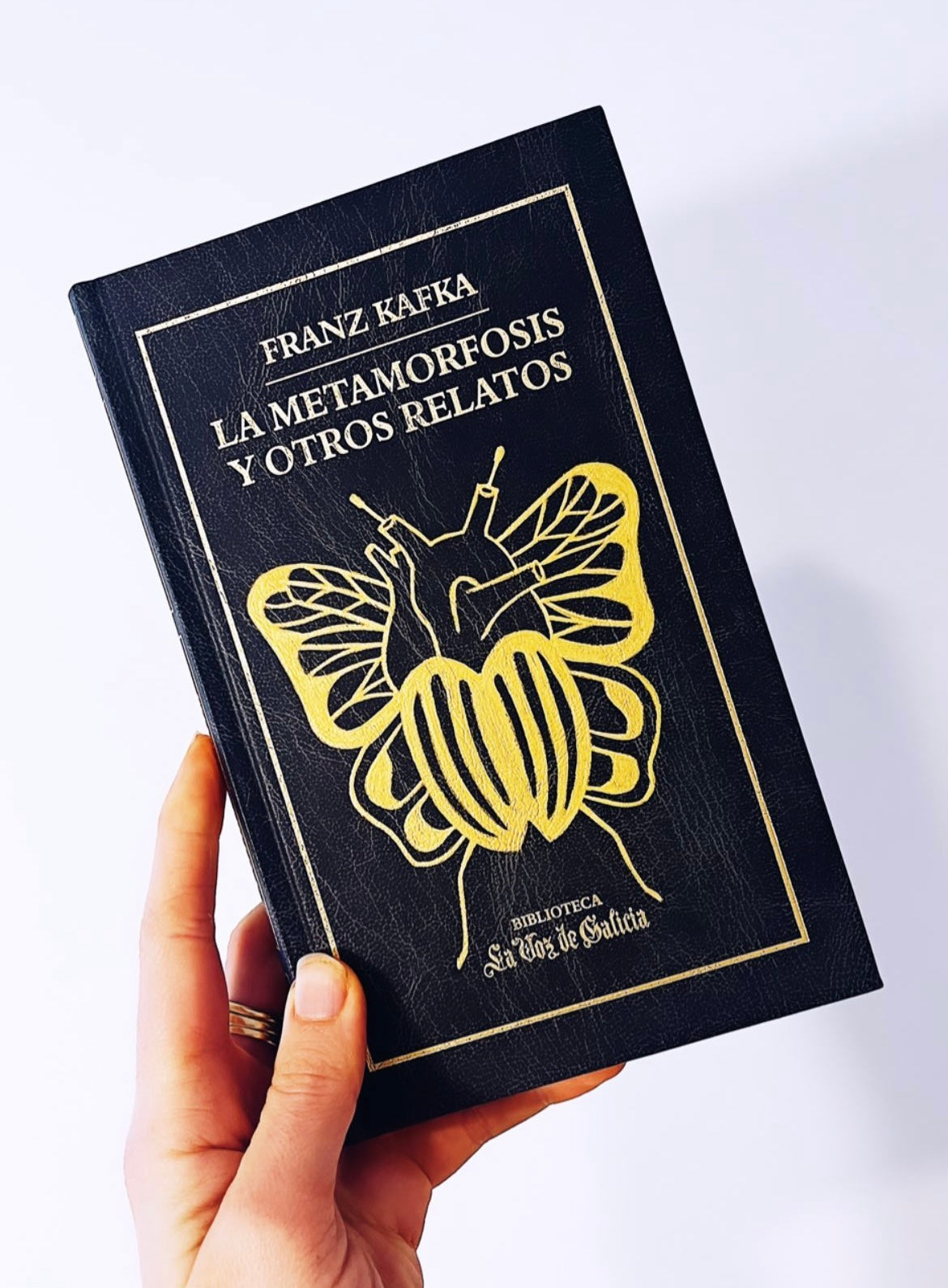 La metamorfosis y otros relatos de Franz Kafka– Edición pintada a mano (2000)
